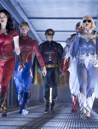 Titans sæson 2 - læs anmeldelsen på Filmpuls.dk