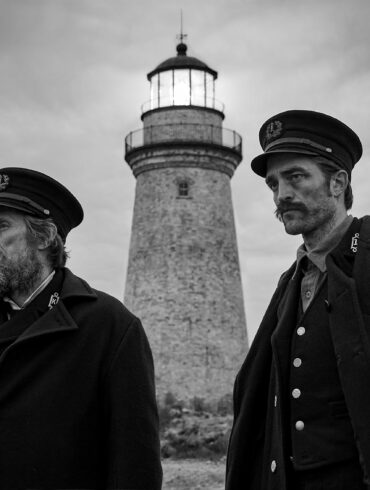 The Lighthouse, Robert Pattinson og Willem Dafoe. Læs anmeldelsen på Filmpuls.dk