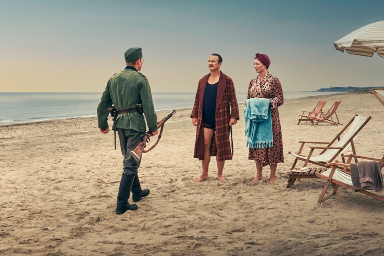 Anmeldelse af 'Badehotellet sæson 8 episode 1' på Filmpuls.dk