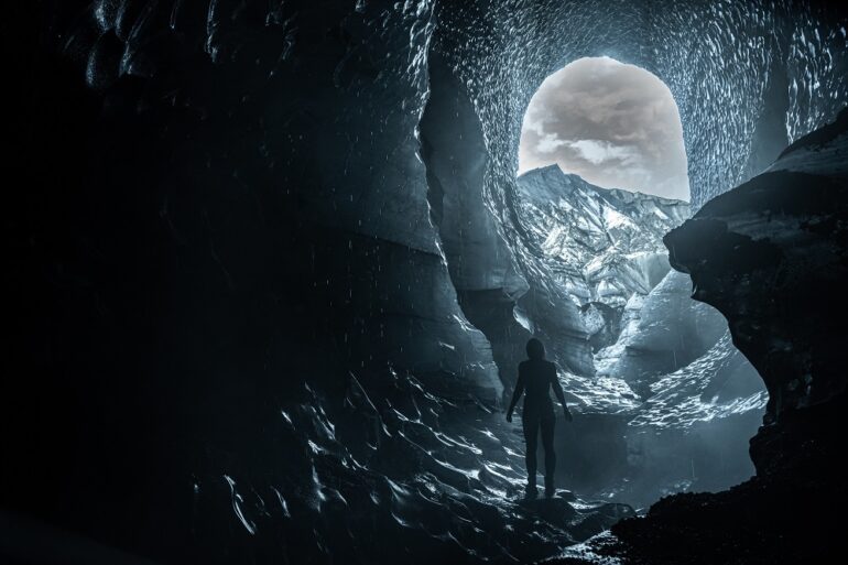 Katla sæson 1. Læs anmeldelsen på Filmpuls.dk