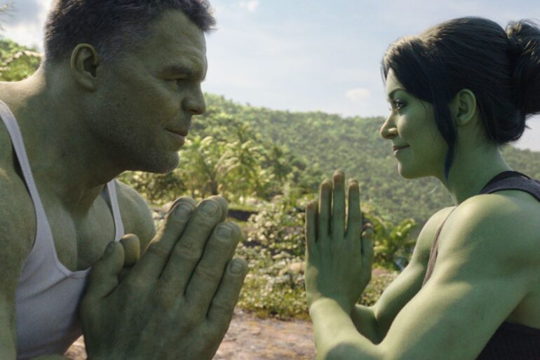 'She-Hulk: Attorney at Law' med Tatiana Maslany og Mark Ruffalo. Læs anmeldelsen på Filmpuls.dk